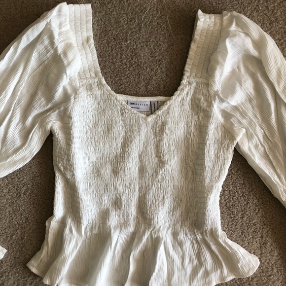 ASOS DESIGN peplum top in ivory. Size US 4. - Picture 5 of 11